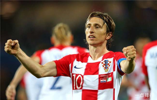 小法谈0-4失利：希望在惨败后成长，会看欧冠国米对阵红军