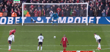 半场战报：汉堡0-1云达不莱梅，斯特奇破门